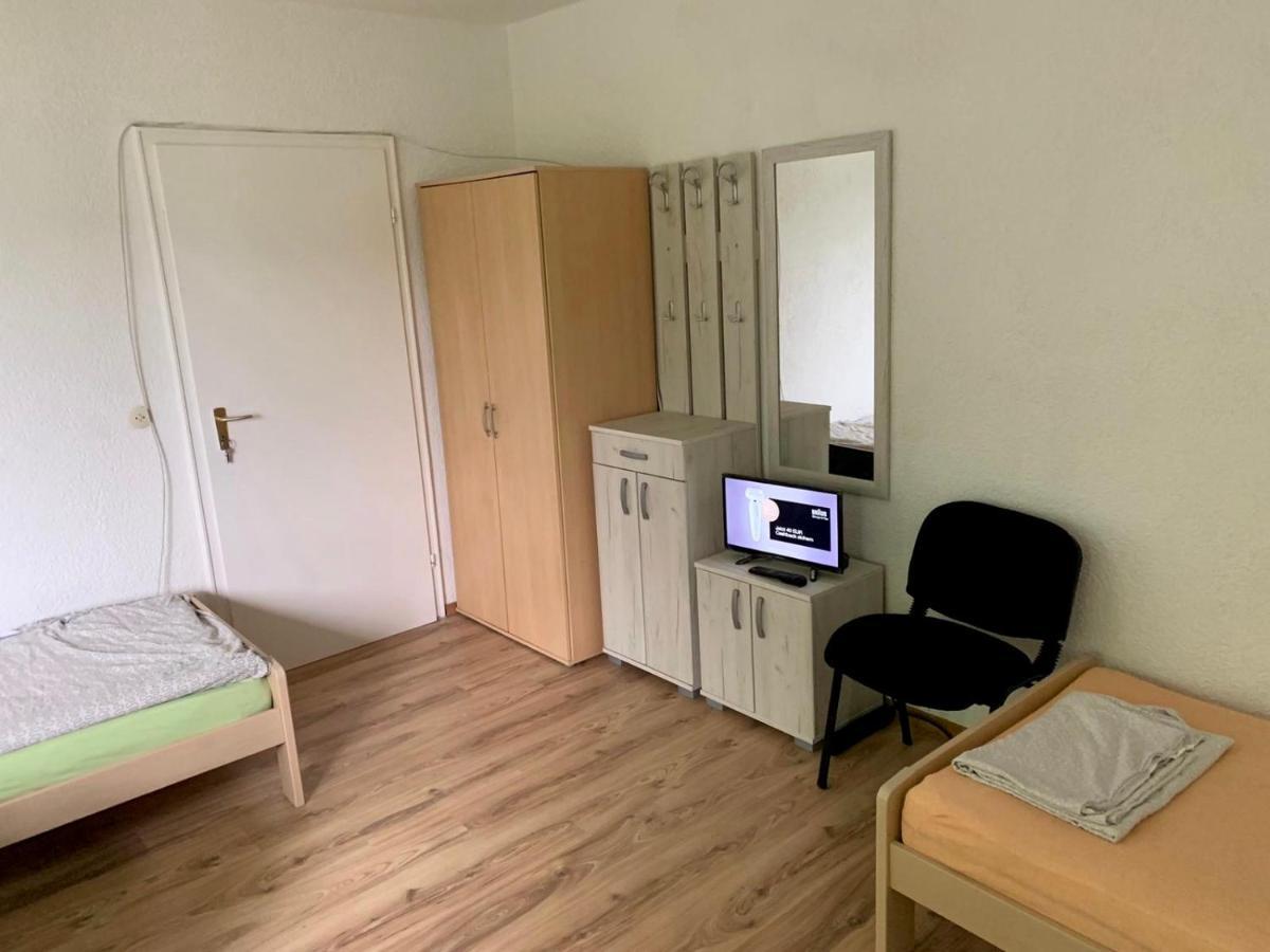 Neureut Hostel *